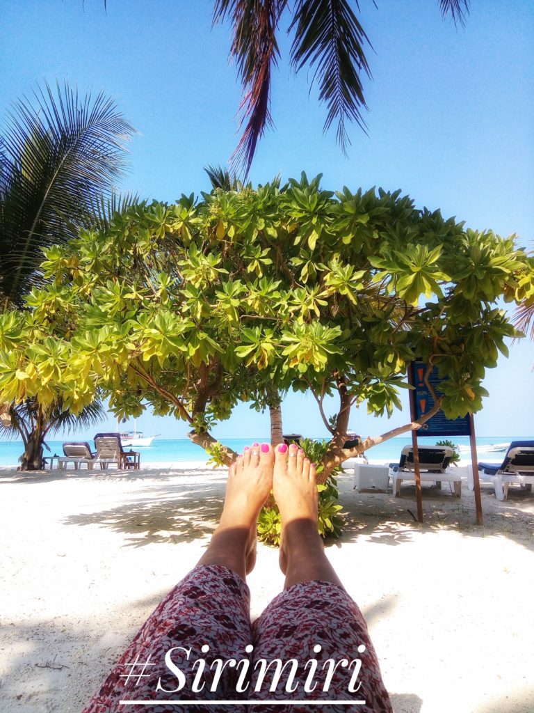 Maldives-Beach-sirimiri